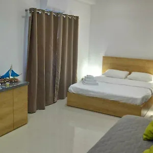  Apartment Airport Studio